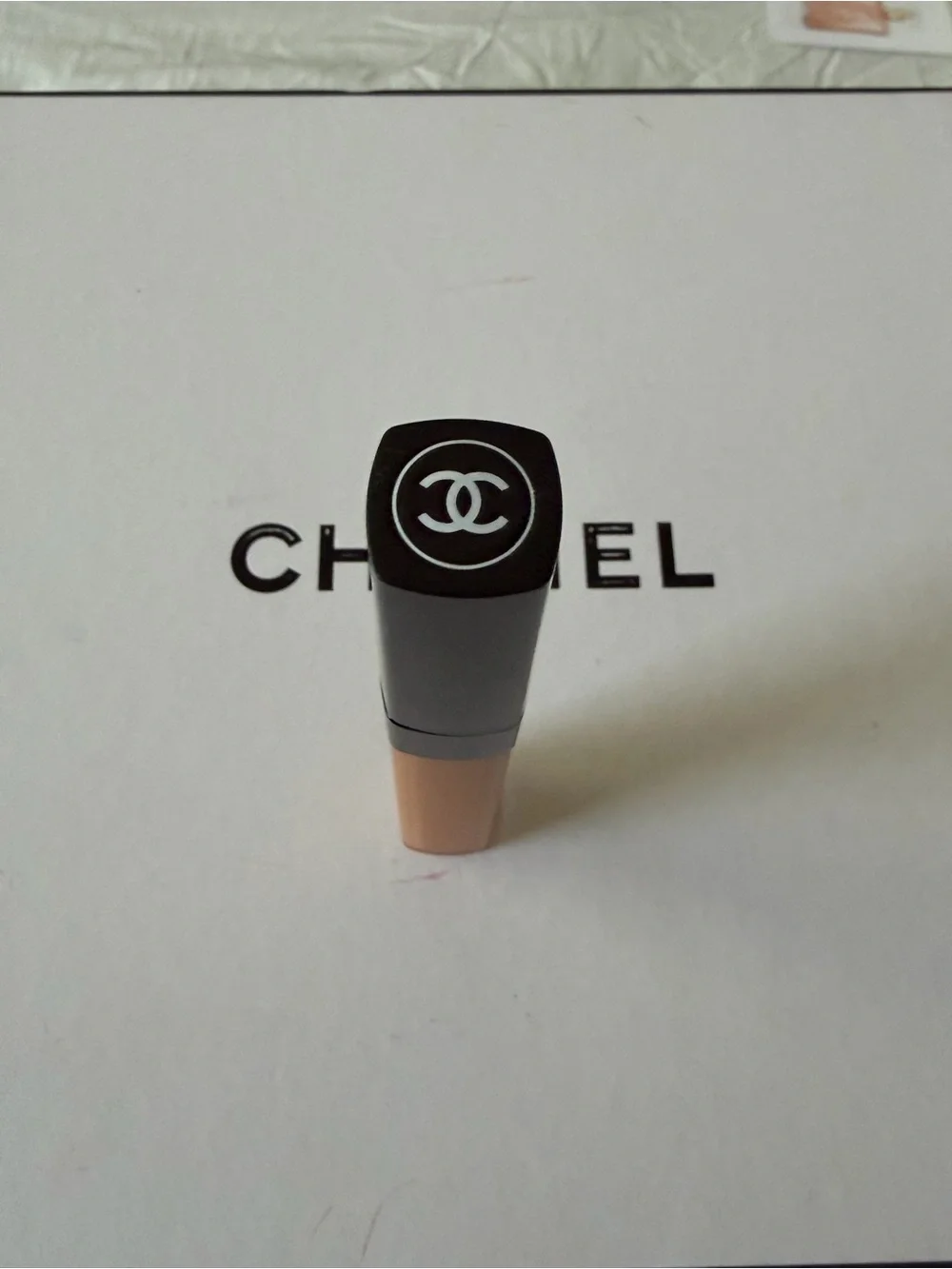 CHANEL corrector - Apricot